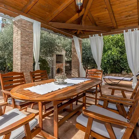 Holiday home Awesome In With Wifi *