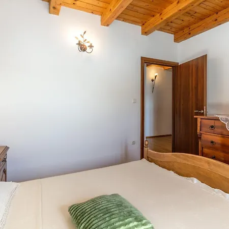 Awesome In With Wifi Σπίτι διακοπών Malinska