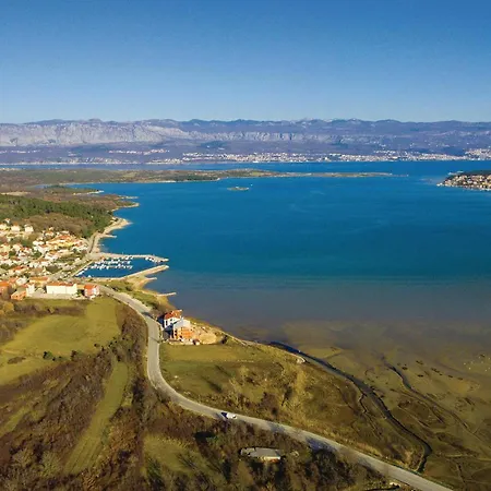 Holiday home Awesome In With Wifi Malinska